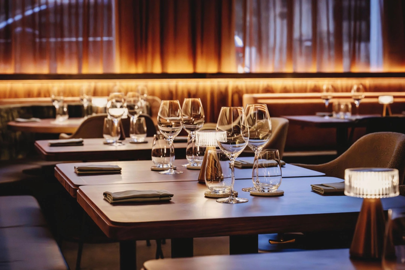 Saint Peter dining room at the Grand National Hotel set for dinner
